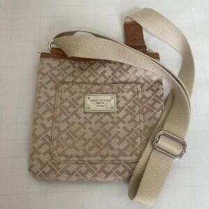 Tommy Hilfiger Tan Patterned‎ Crossbody Bag